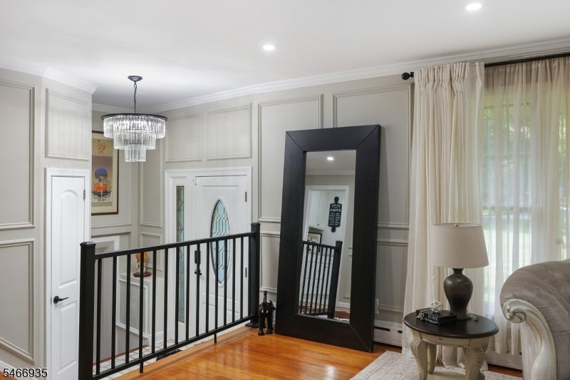 62 Guinard Dr