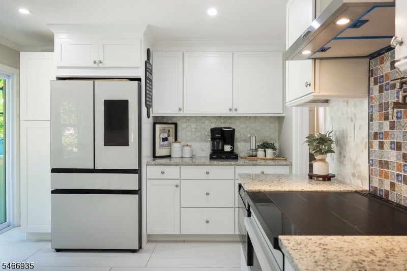62 Guinard Dr