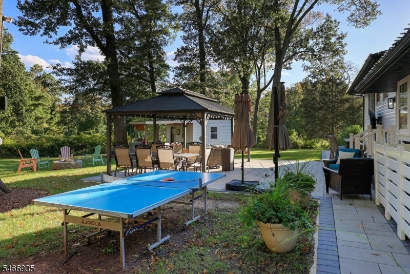 62 Guinard Dr