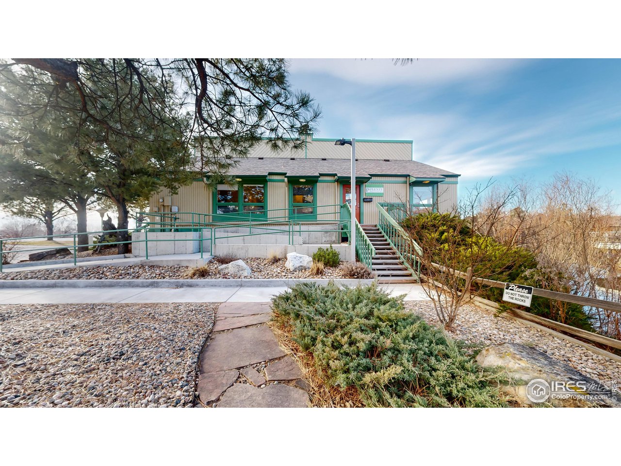 2677 N Taft Ave