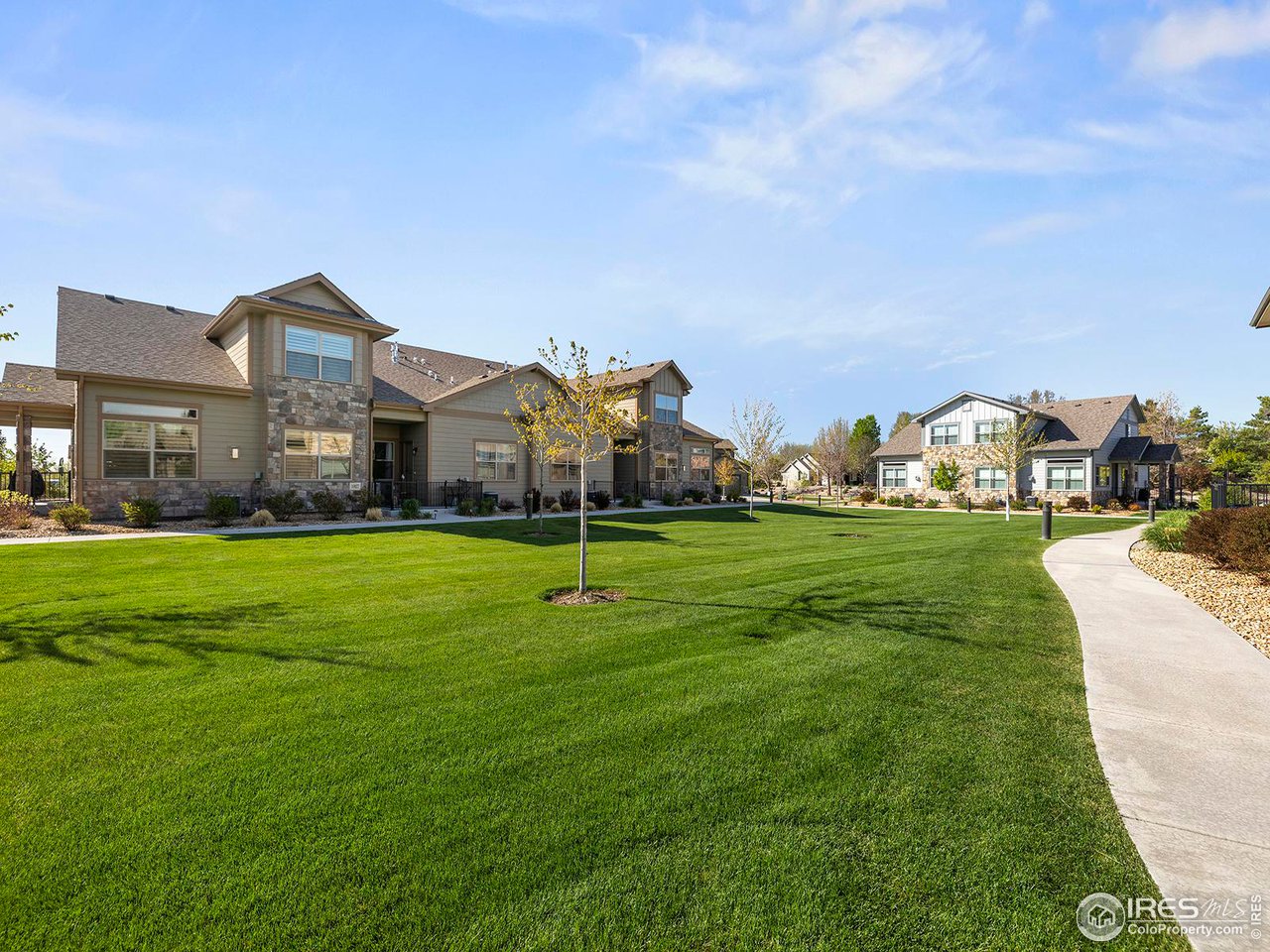 1925 Sunshine Peak Dr