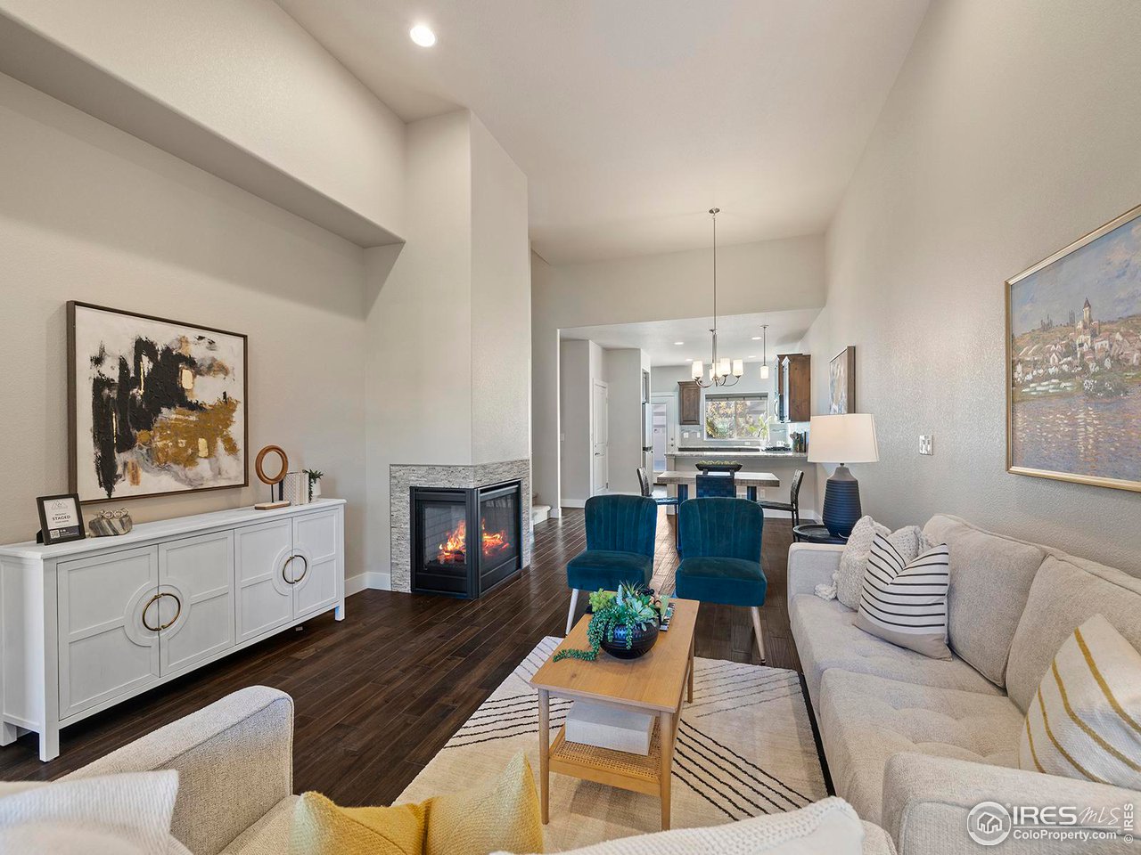1925 Sunshine Peak Dr