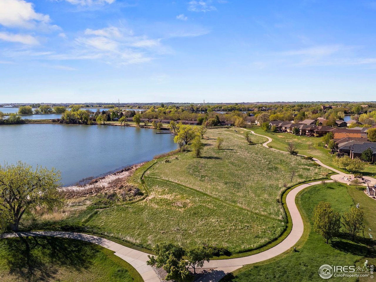 1925 Sunshine Peak Dr