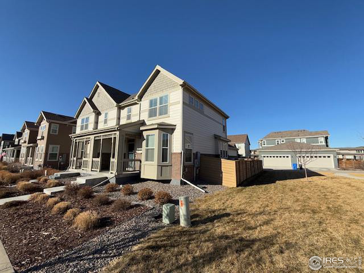 323-335 Zeppelin Way