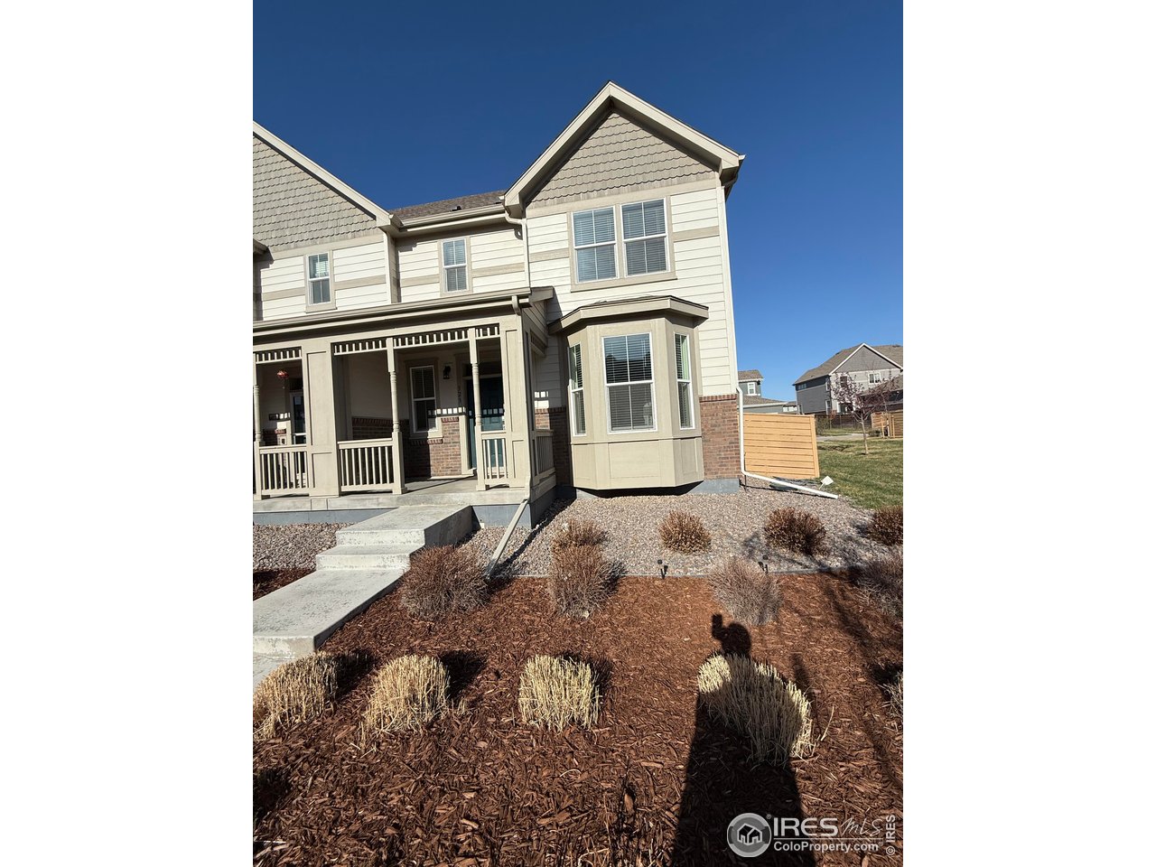 323 Zeppelin Way