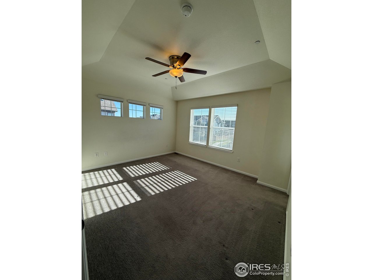 323 Zeppelin Way