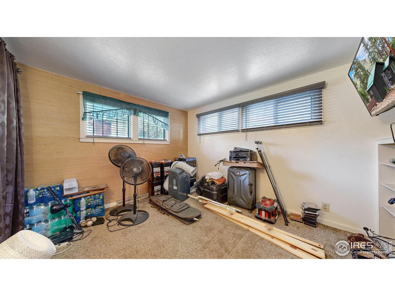30 Falls Creek Dr