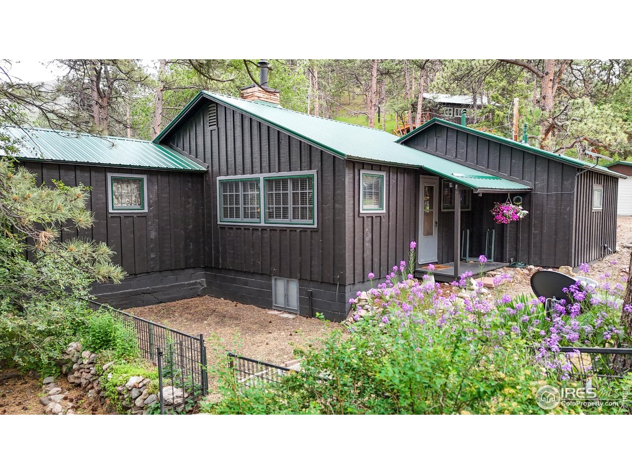 30 Falls Creek Dr