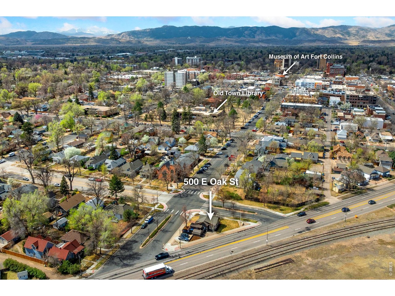 500 E Oak St