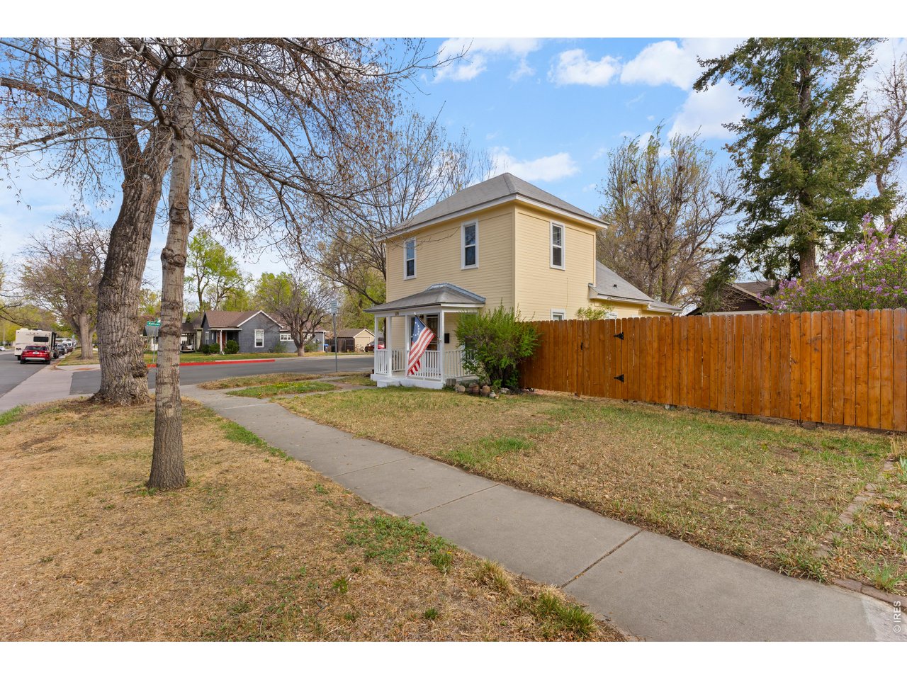 225 Edwards St