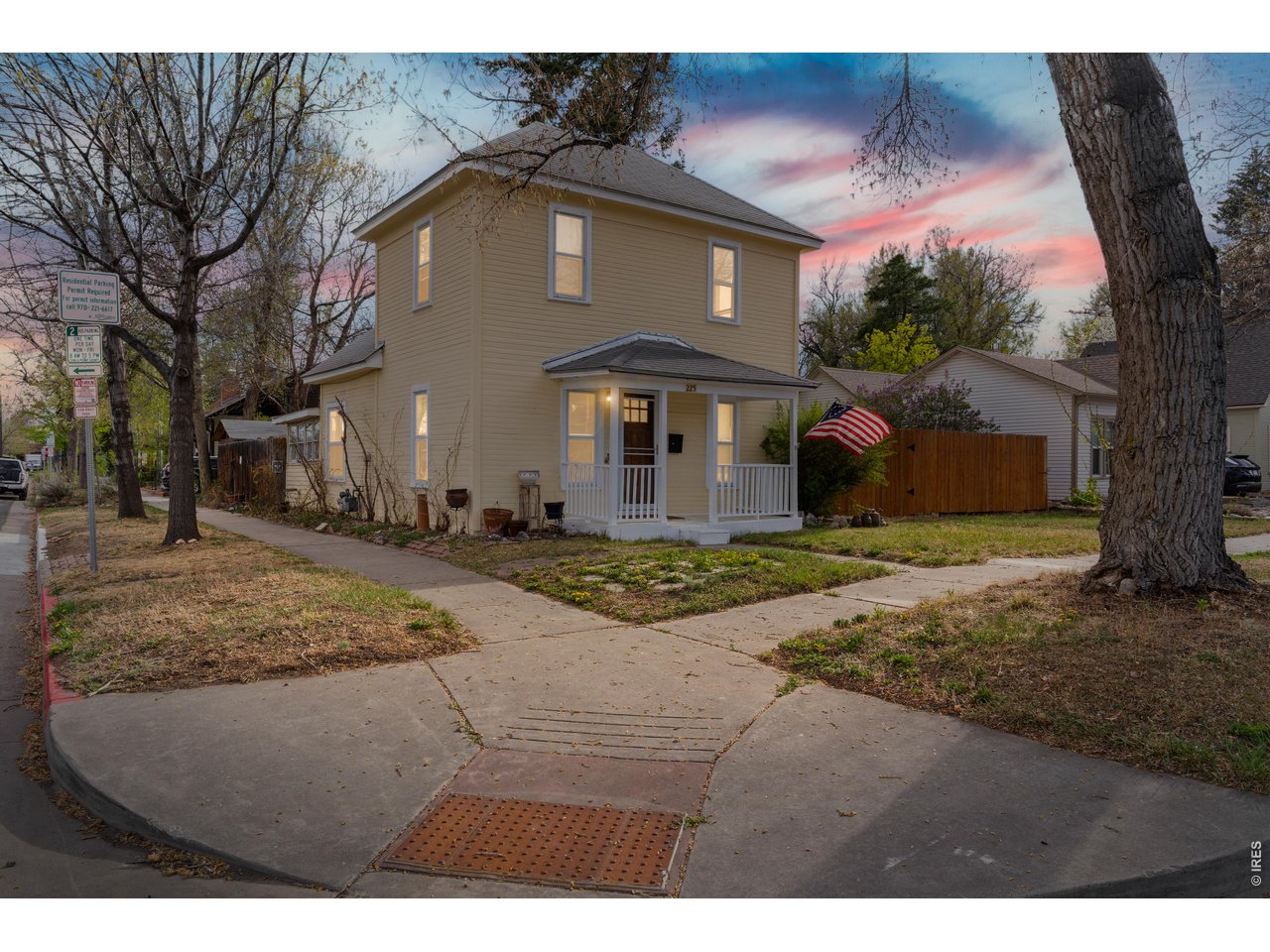 225 Edwards St