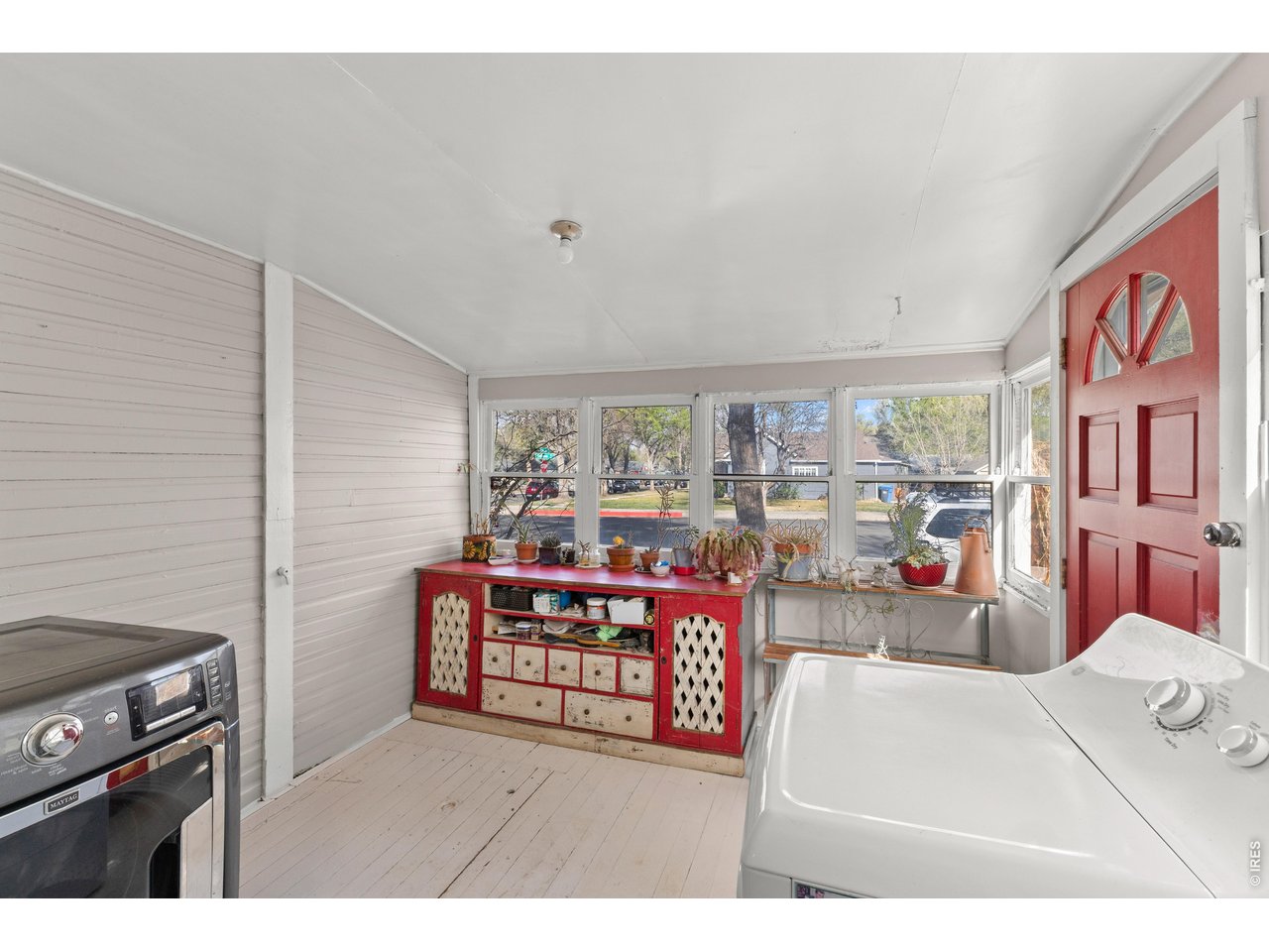 225 Edwards St