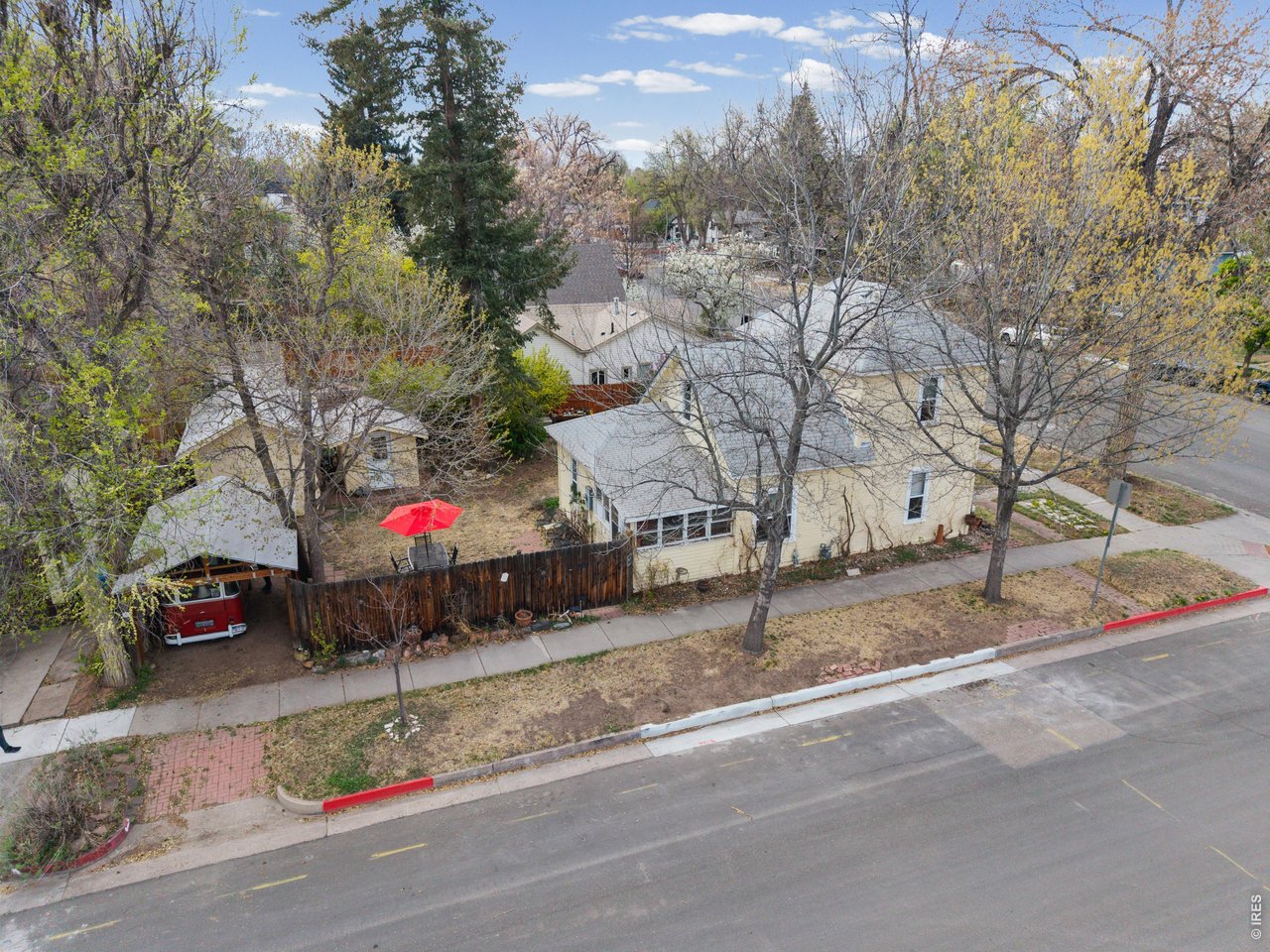 225 Edwards St