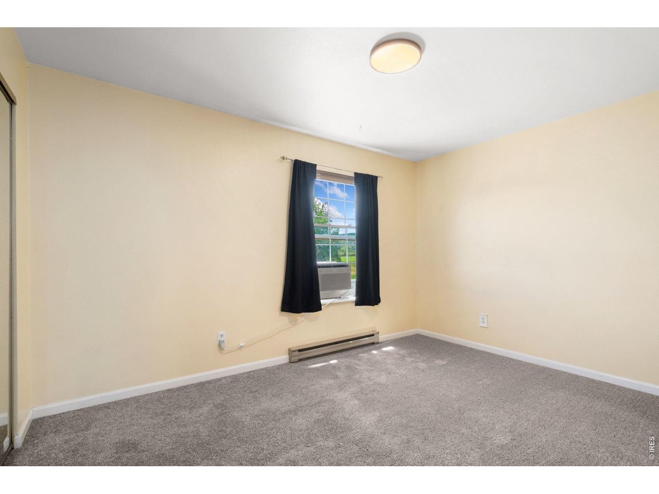 3200 Azalea Dr E2