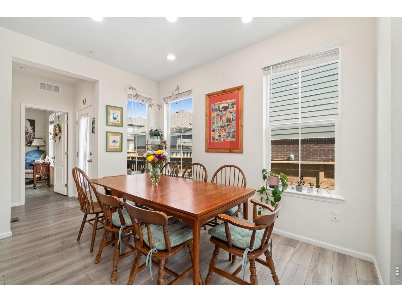335 Zeppelin Way