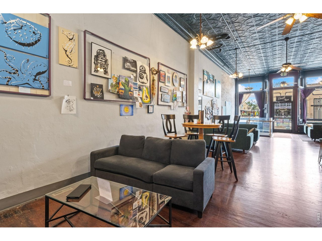 120 E 4th St