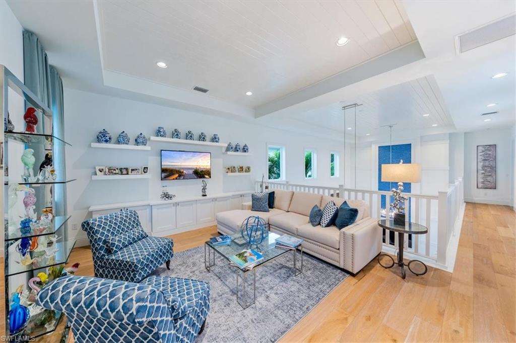 9265 Mercato WAY