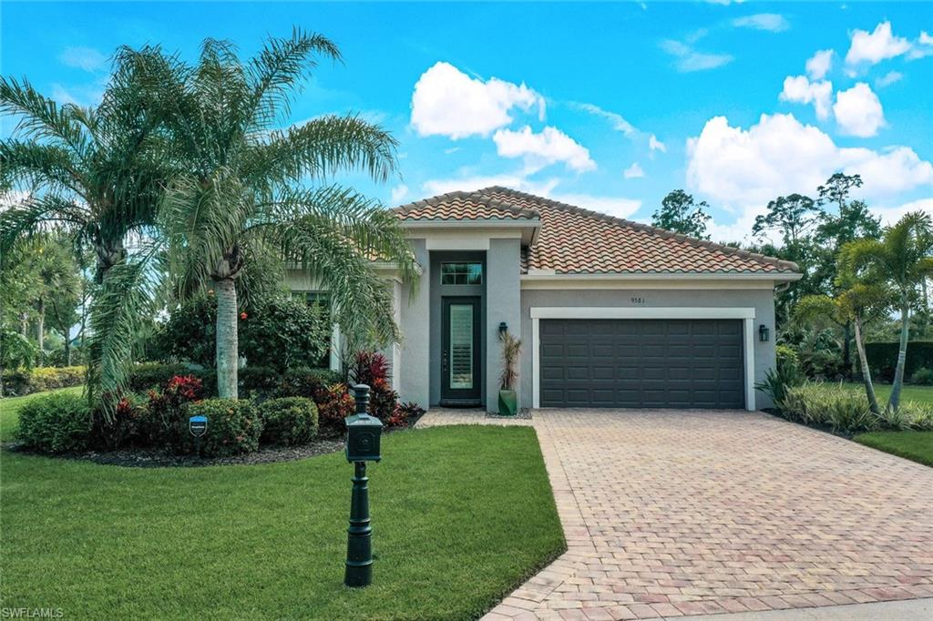 9581 Coquina CIR