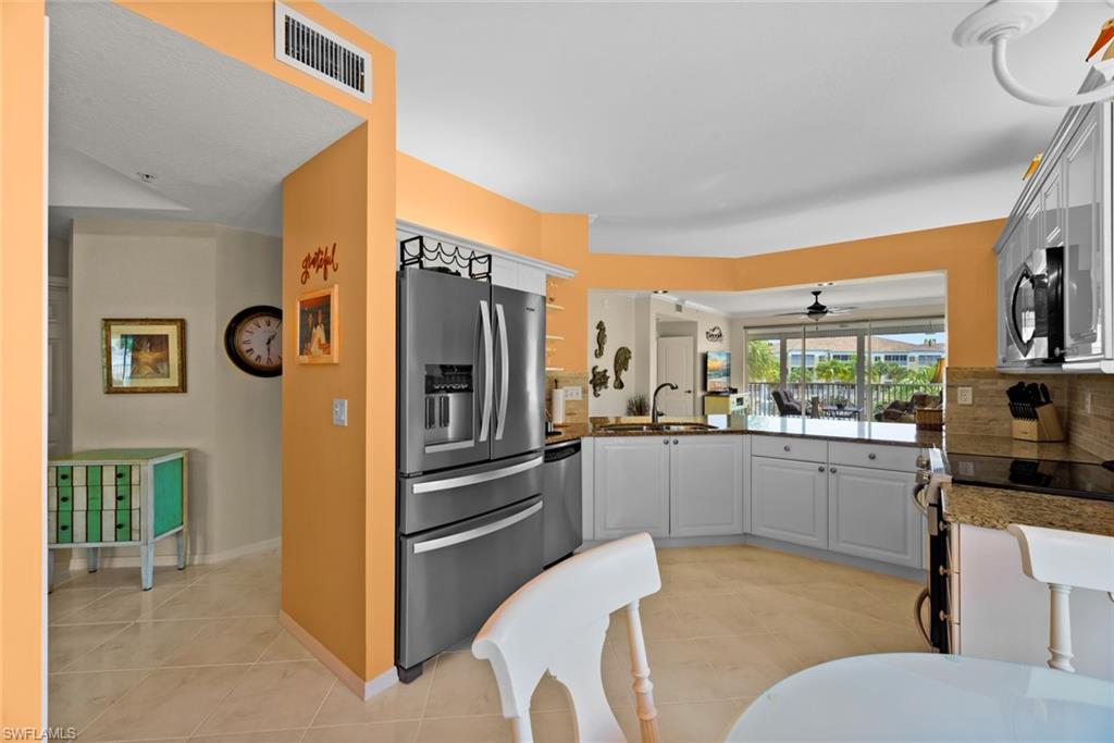 7638 Pebble Creek CIR # 204