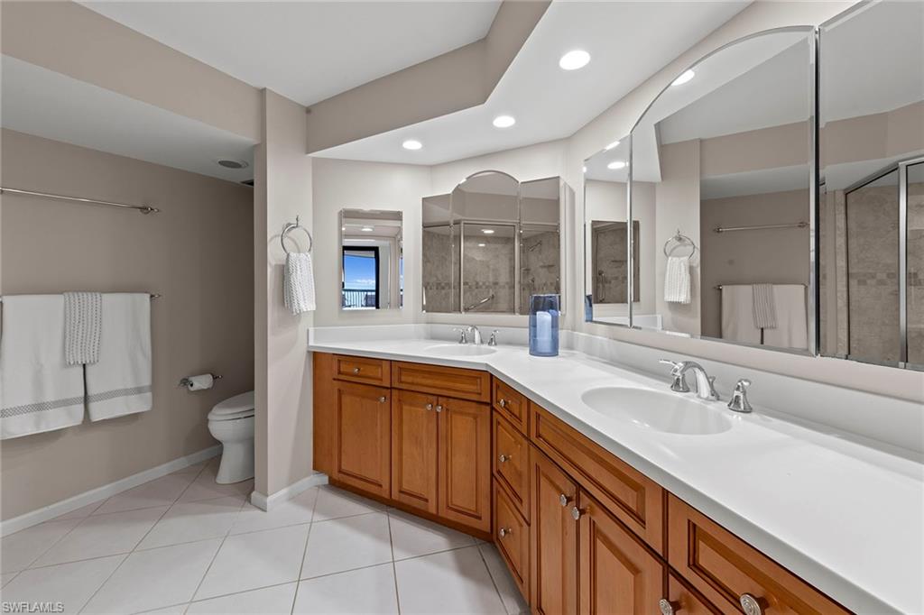 4551 Gulf Shore BLVD N # 801