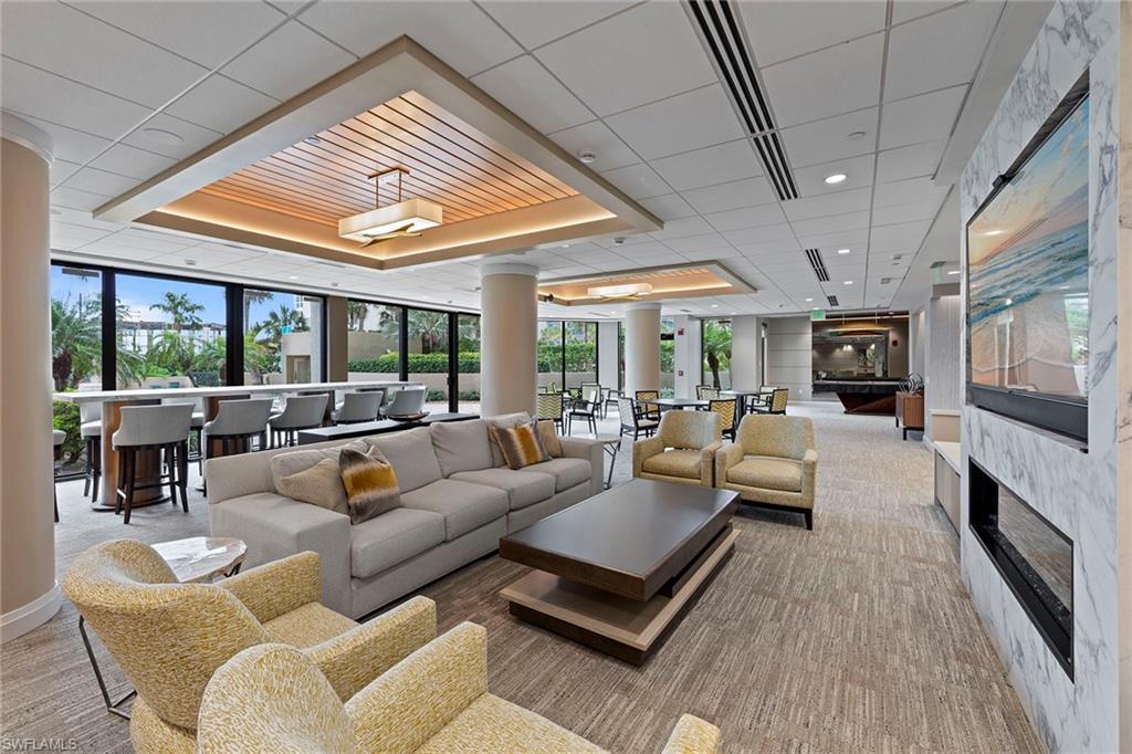 4551 Gulf Shore BLVD N # 801