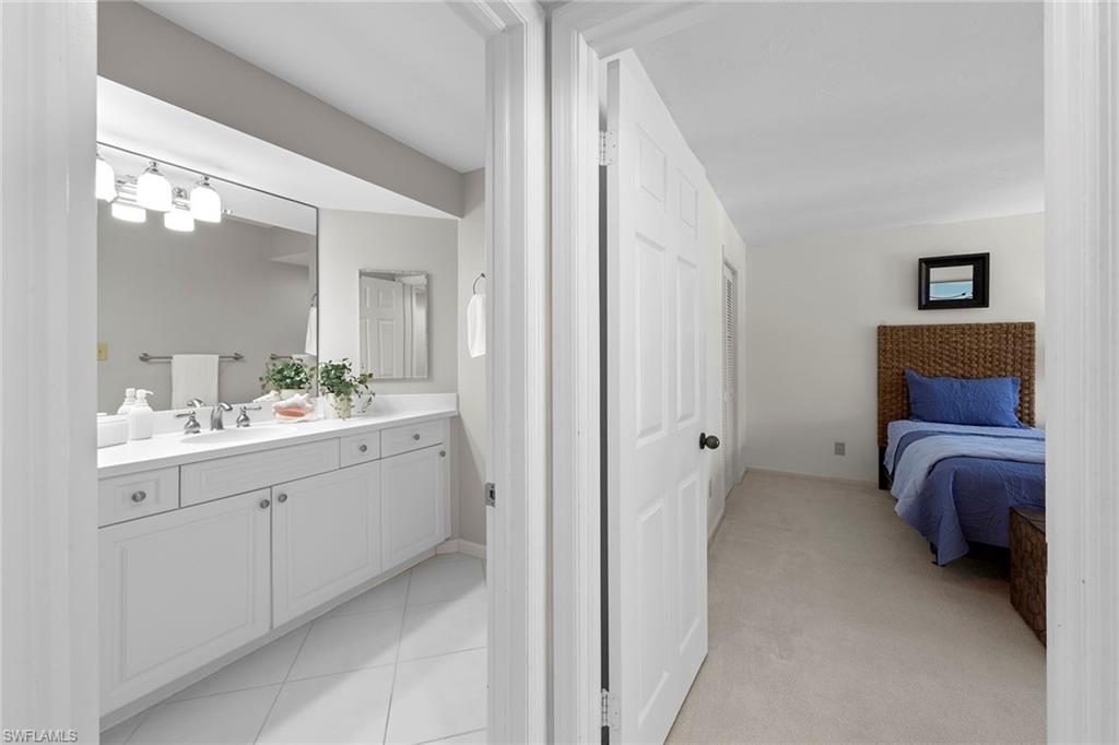 4551 Gulf Shore BLVD N # 801
