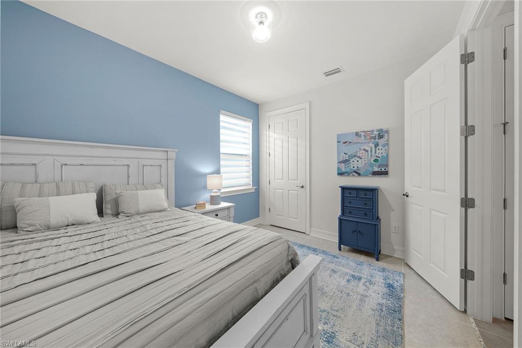 28419 Captiva Shell LOOP