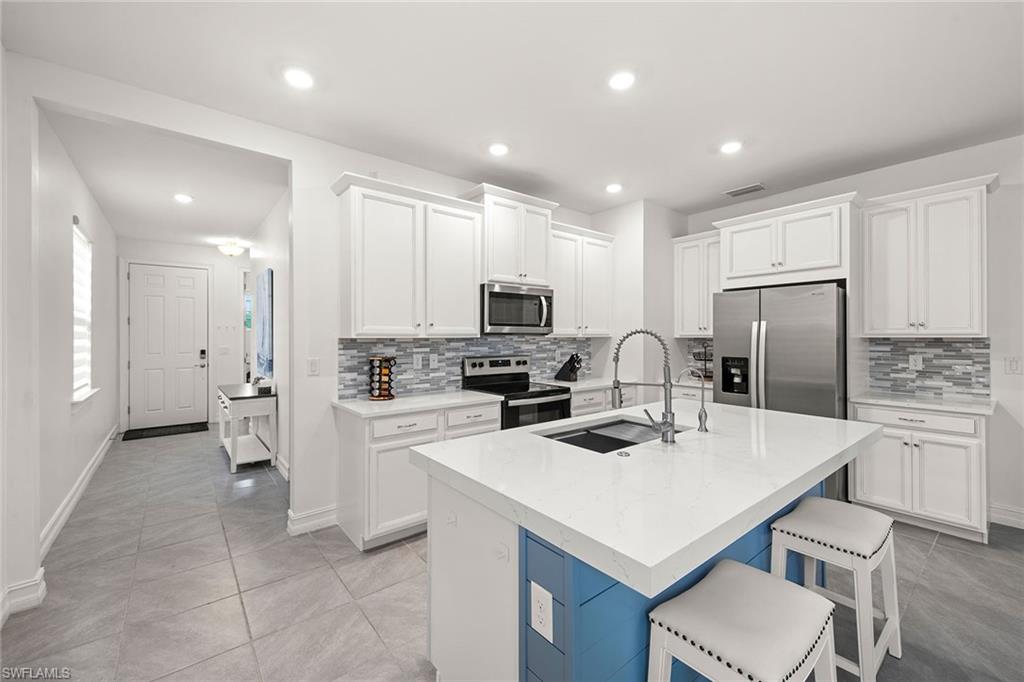 28419 Captiva Shell LOOP