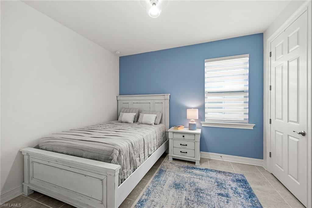 28419 Captiva Shell LOOP