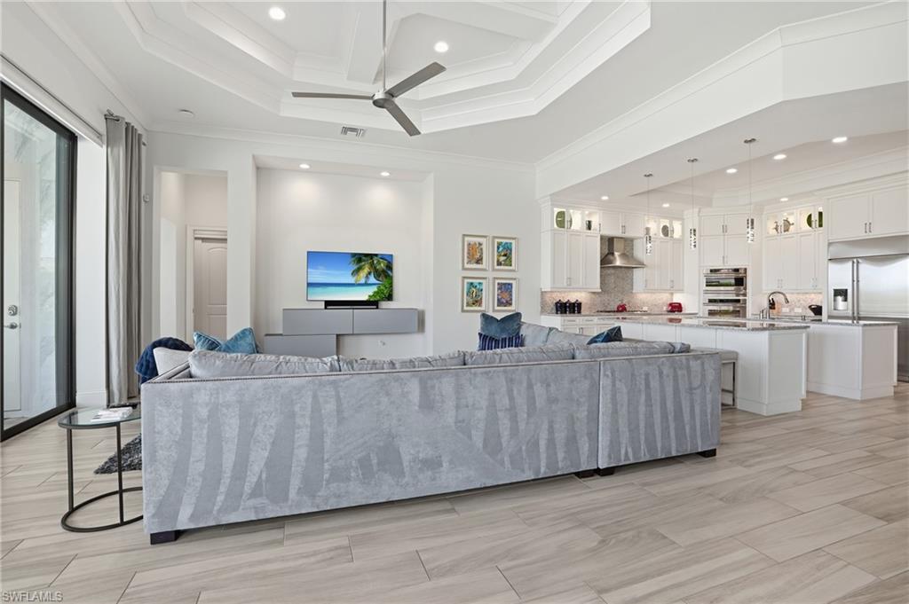 4150 Cortland WAY