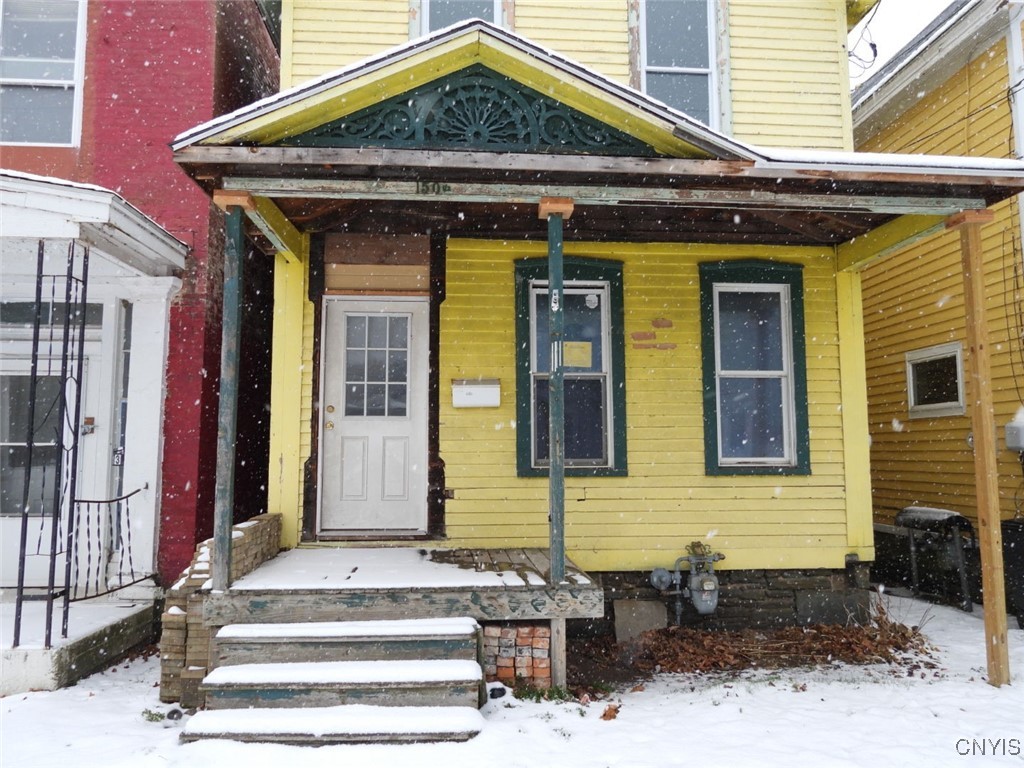 150 1/2 East 3rd Street