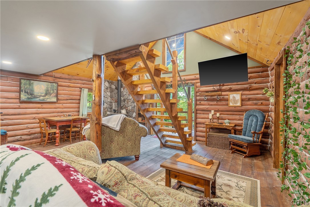 8923 Wildwood Chase