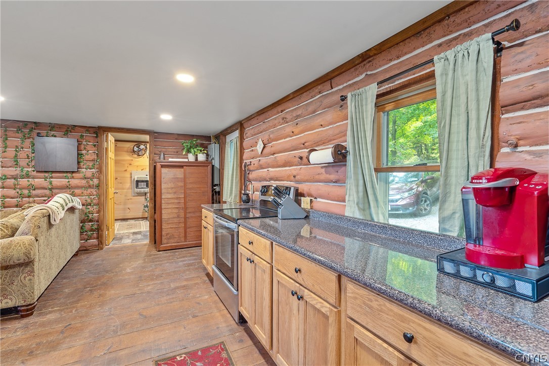 8923 Wildwood Chase