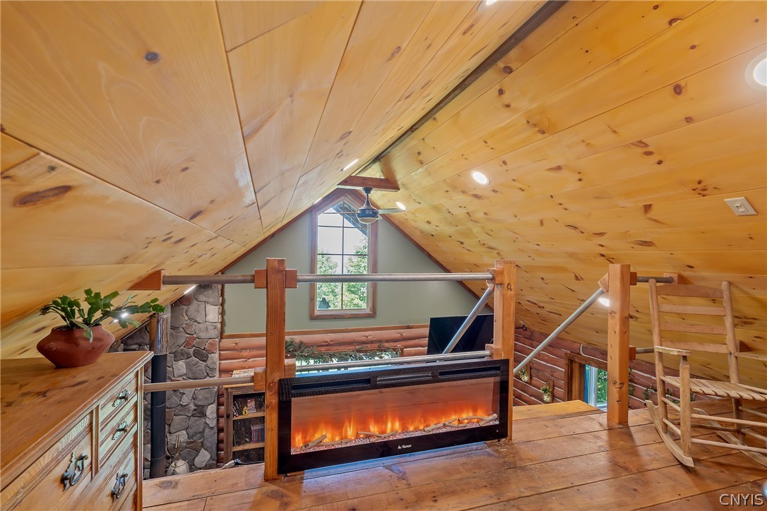 8923 Wildwood Chase
