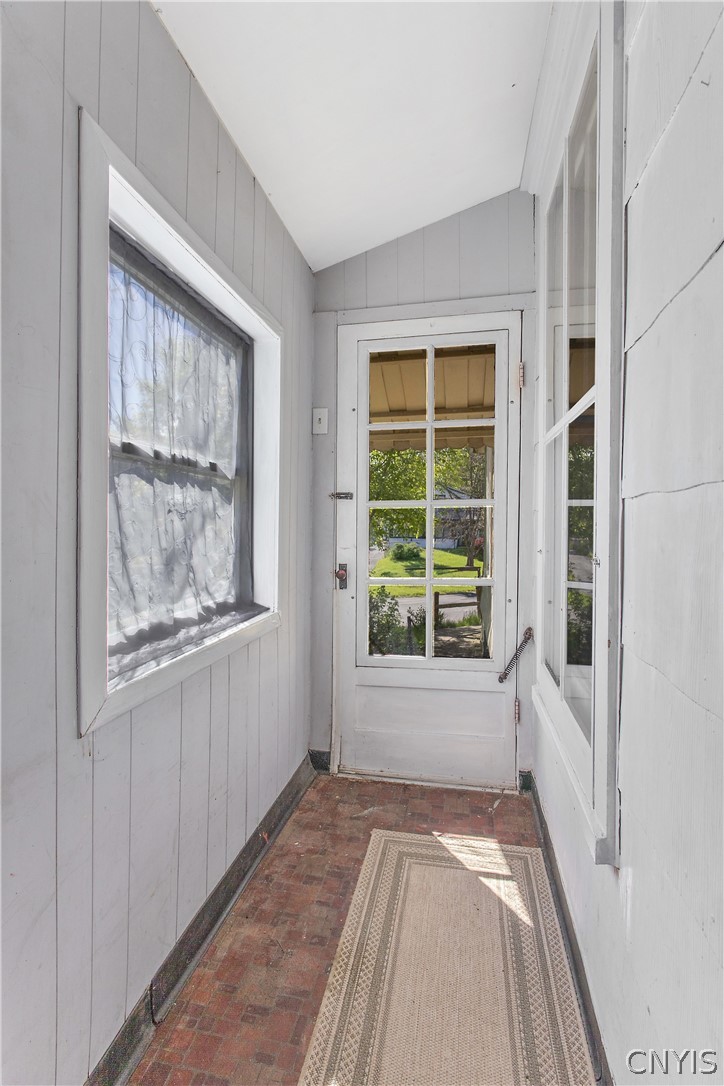 604 Schuyler Street