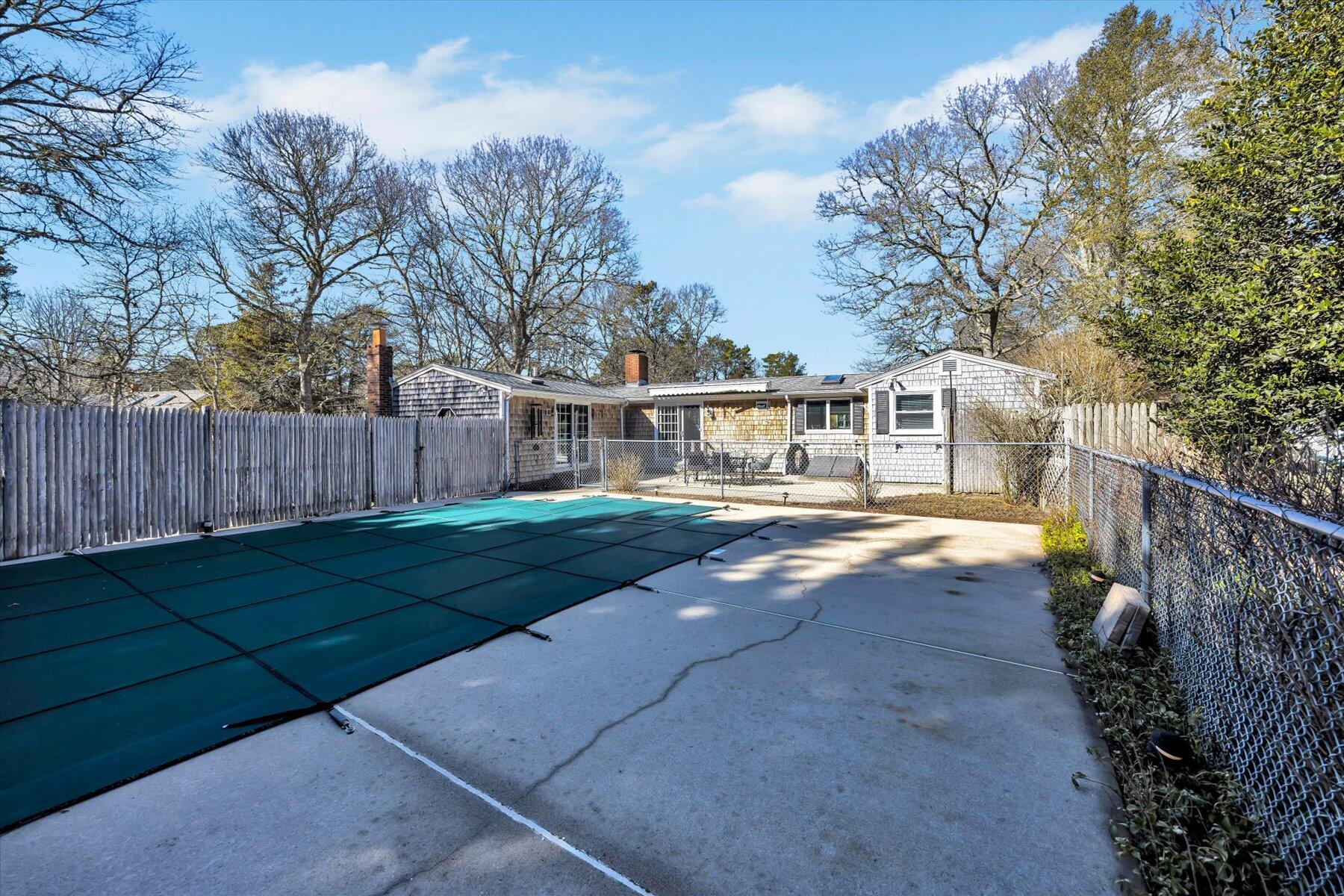 9 Sand Hill Lane