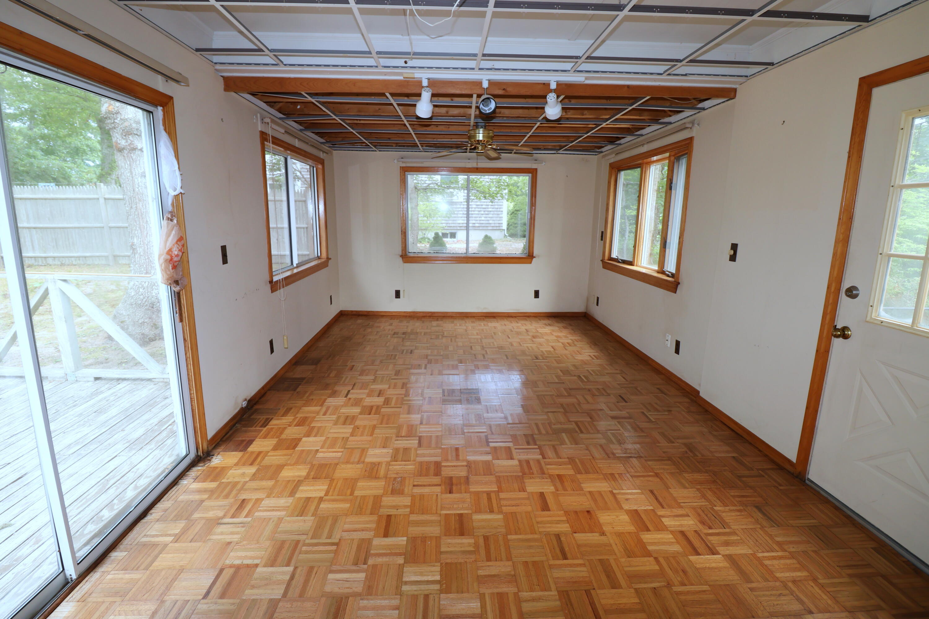 48 Long Pond Drive