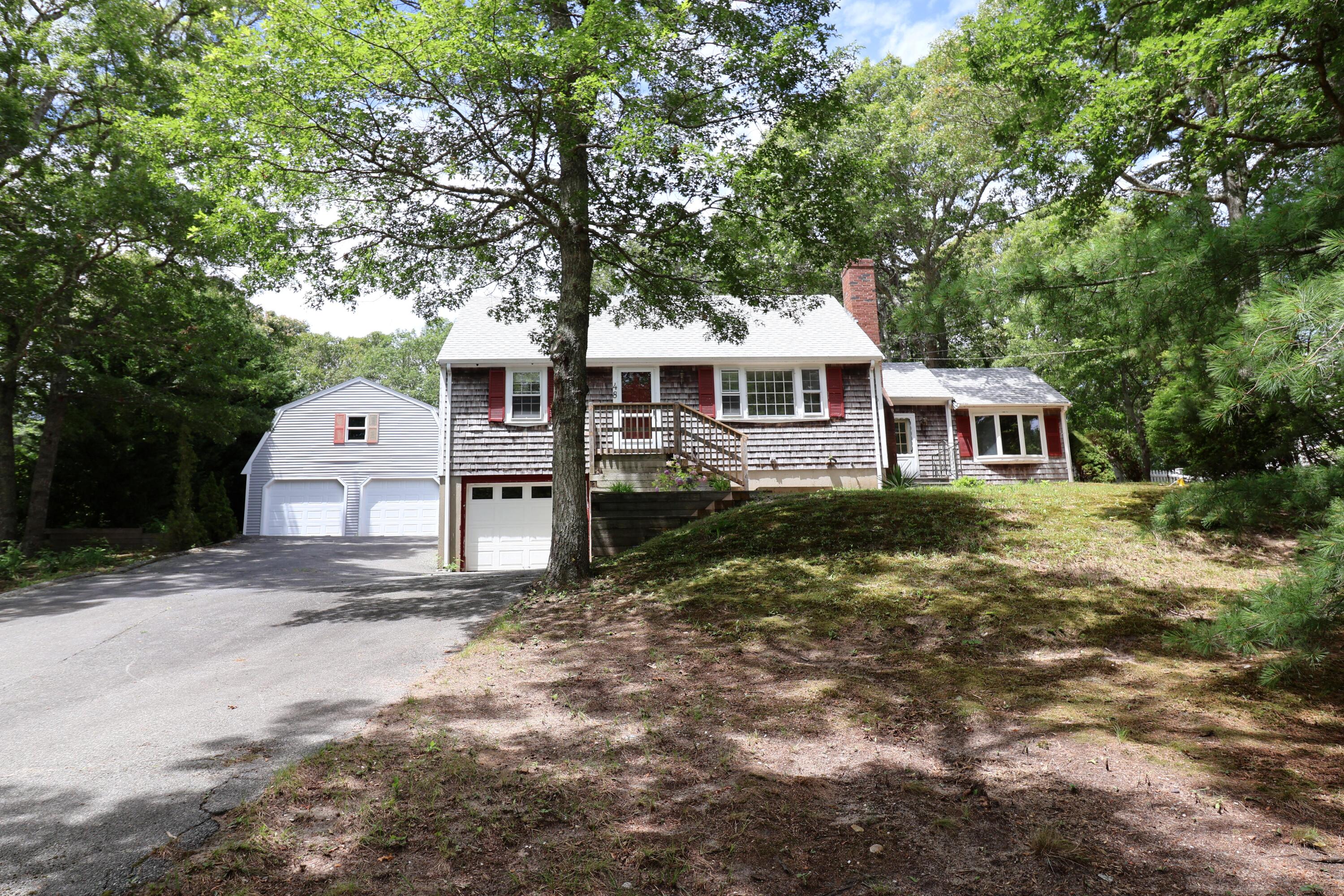 48 Long Pond Drive