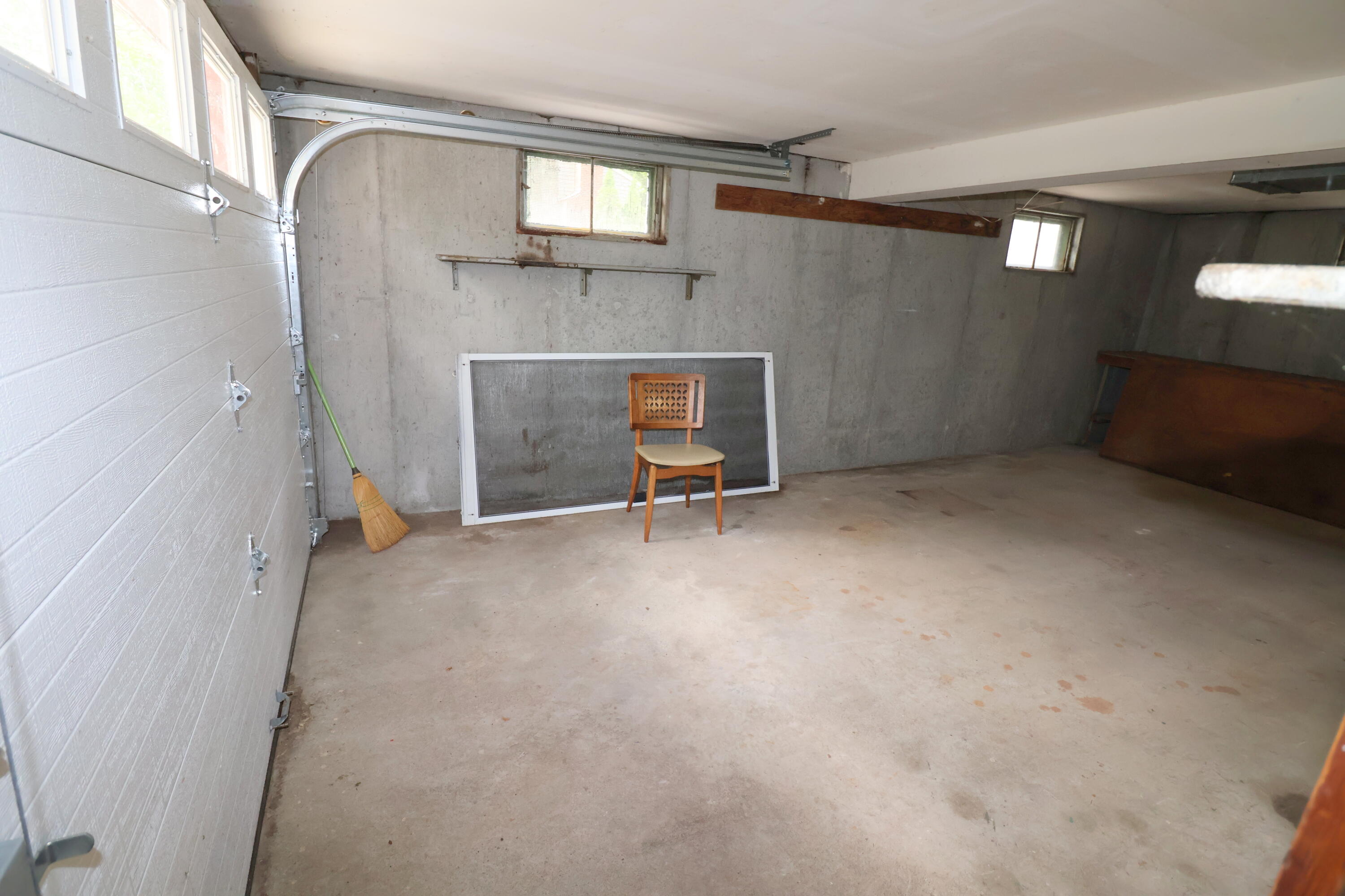 48 Long Pond Drive