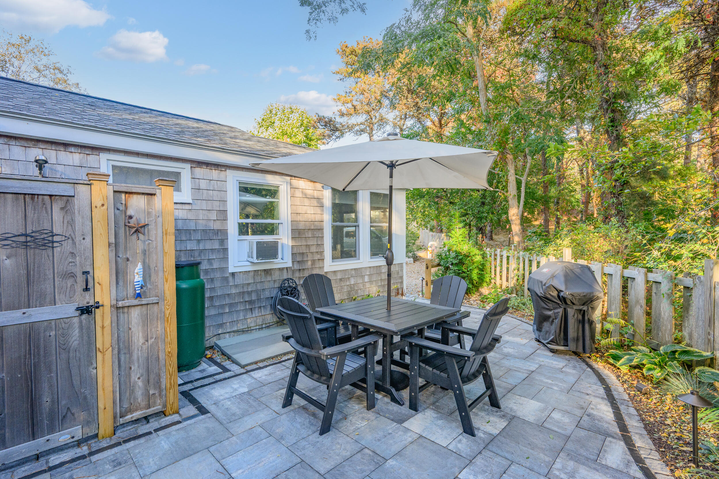 82 Shore Road UNIT 8