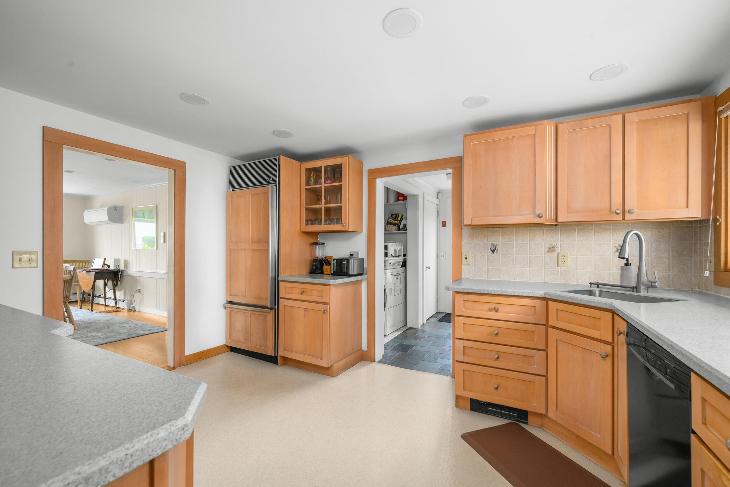 12 Wyndemere Bluffs Road