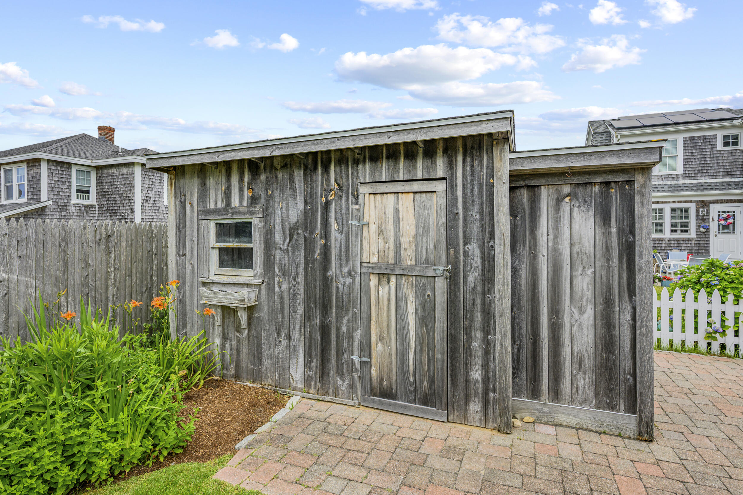 12 Wyndemere Bluffs Road