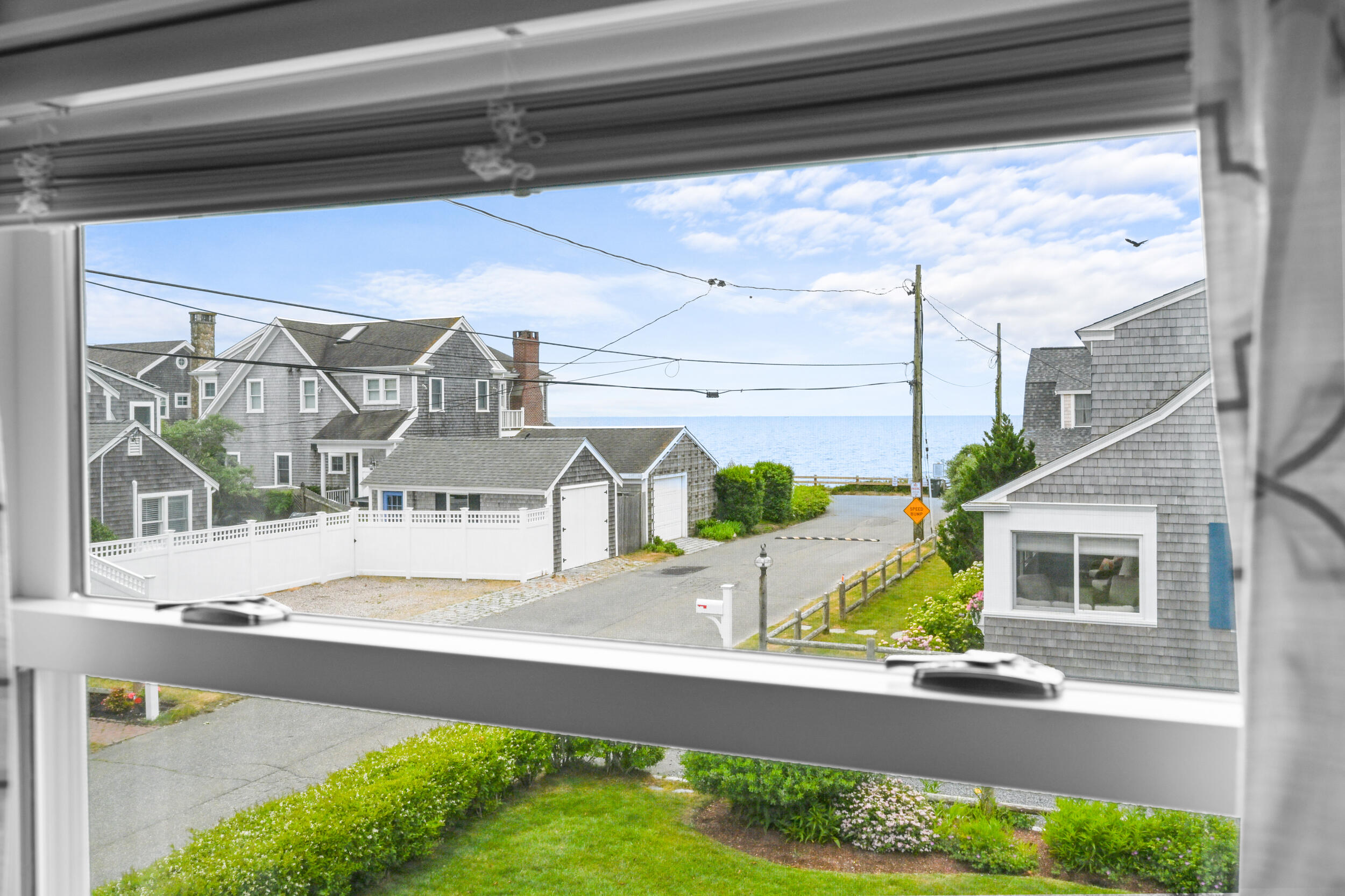 12 Wyndemere Bluffs Road