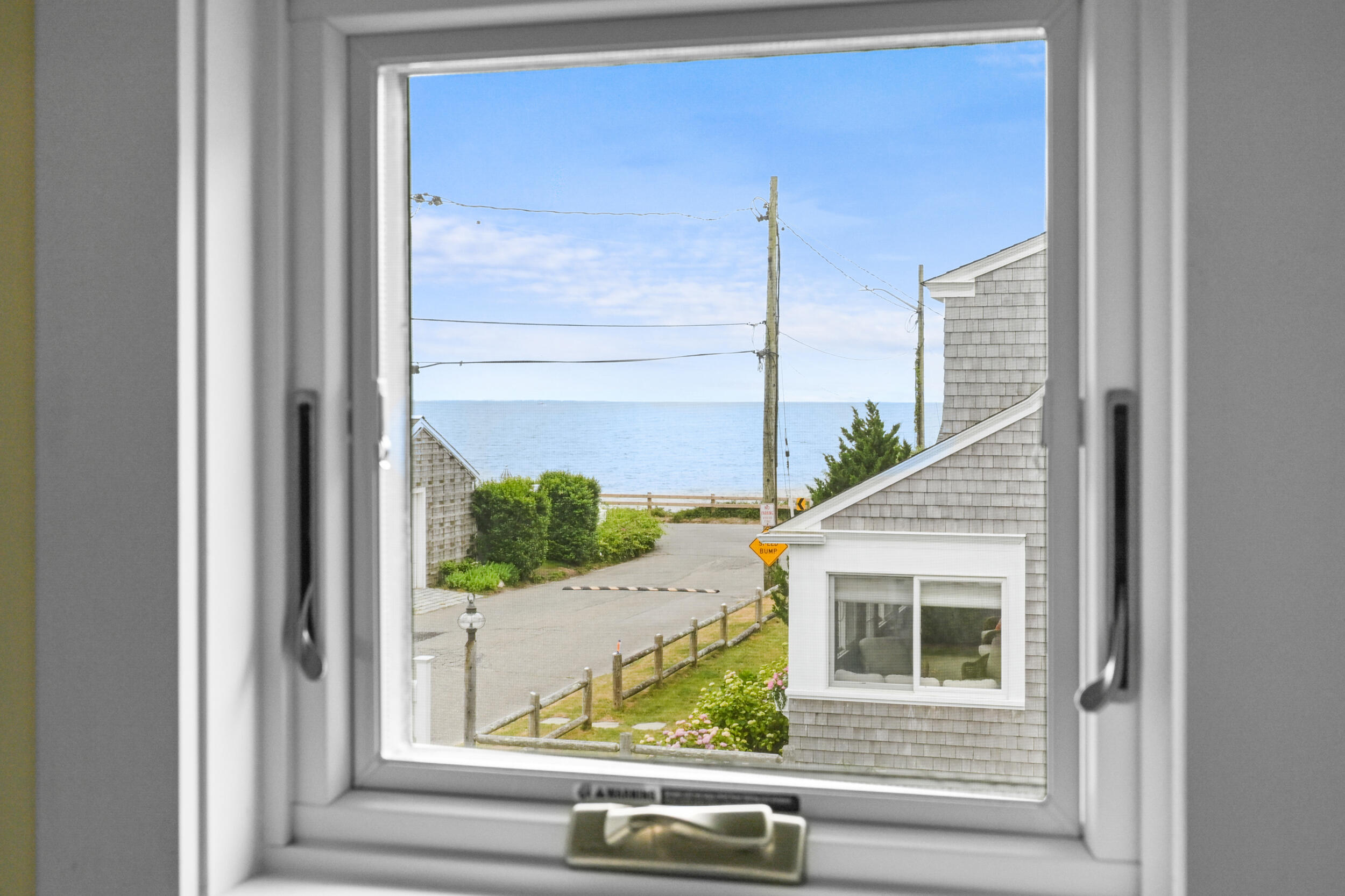 12 Wyndemere Bluffs Road