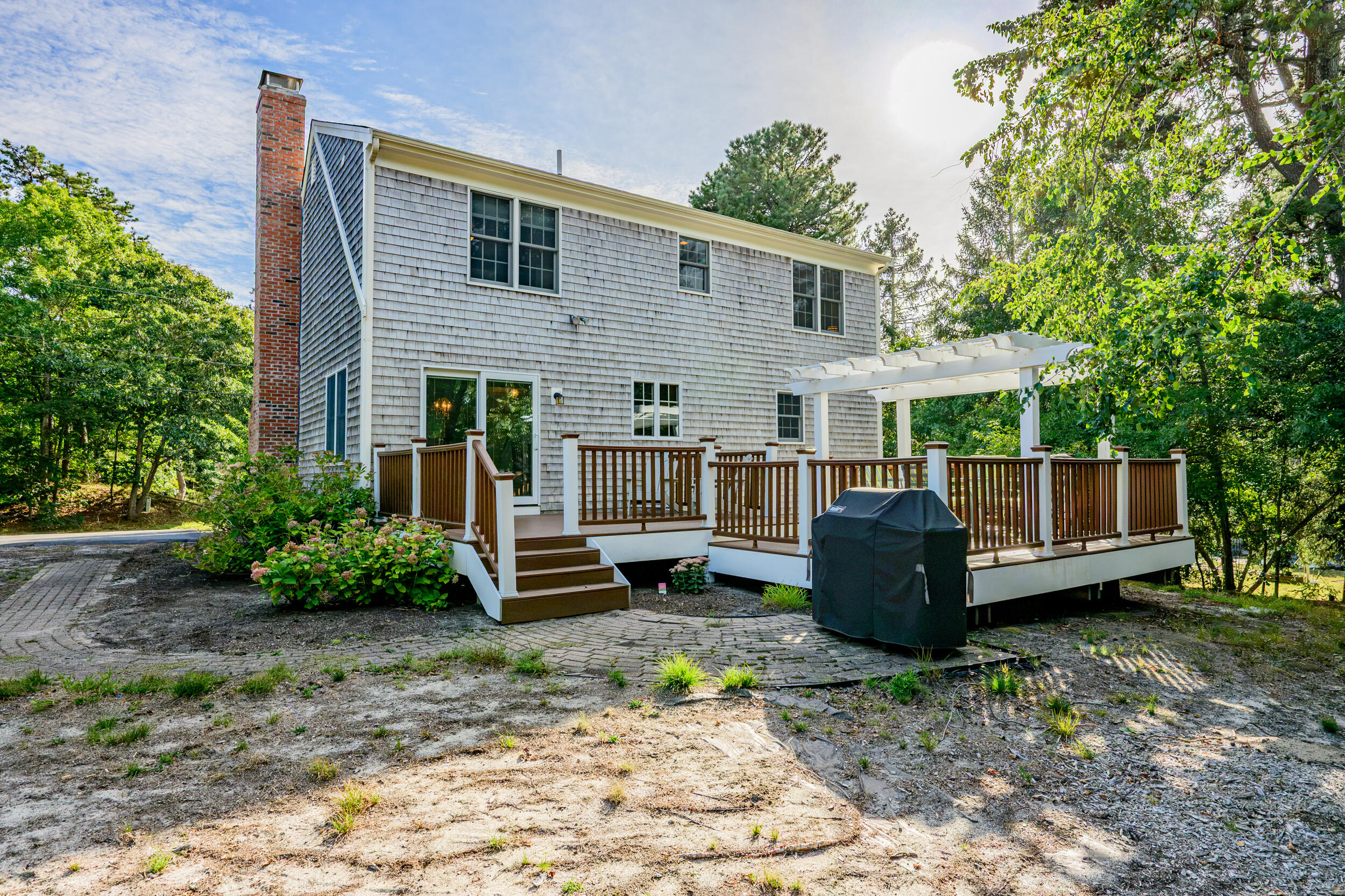 320 Foxwood Drive
