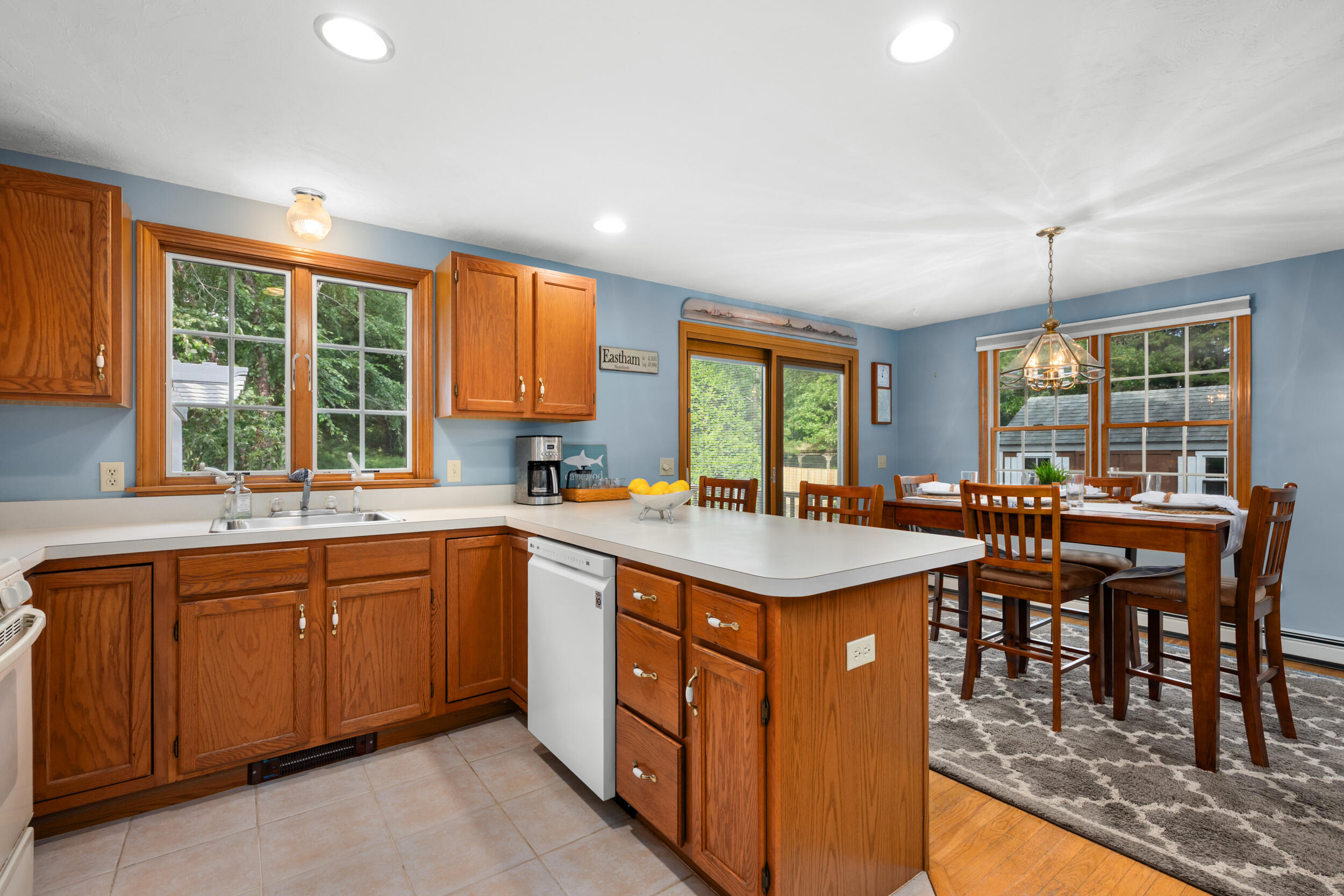 320 Foxwood Drive