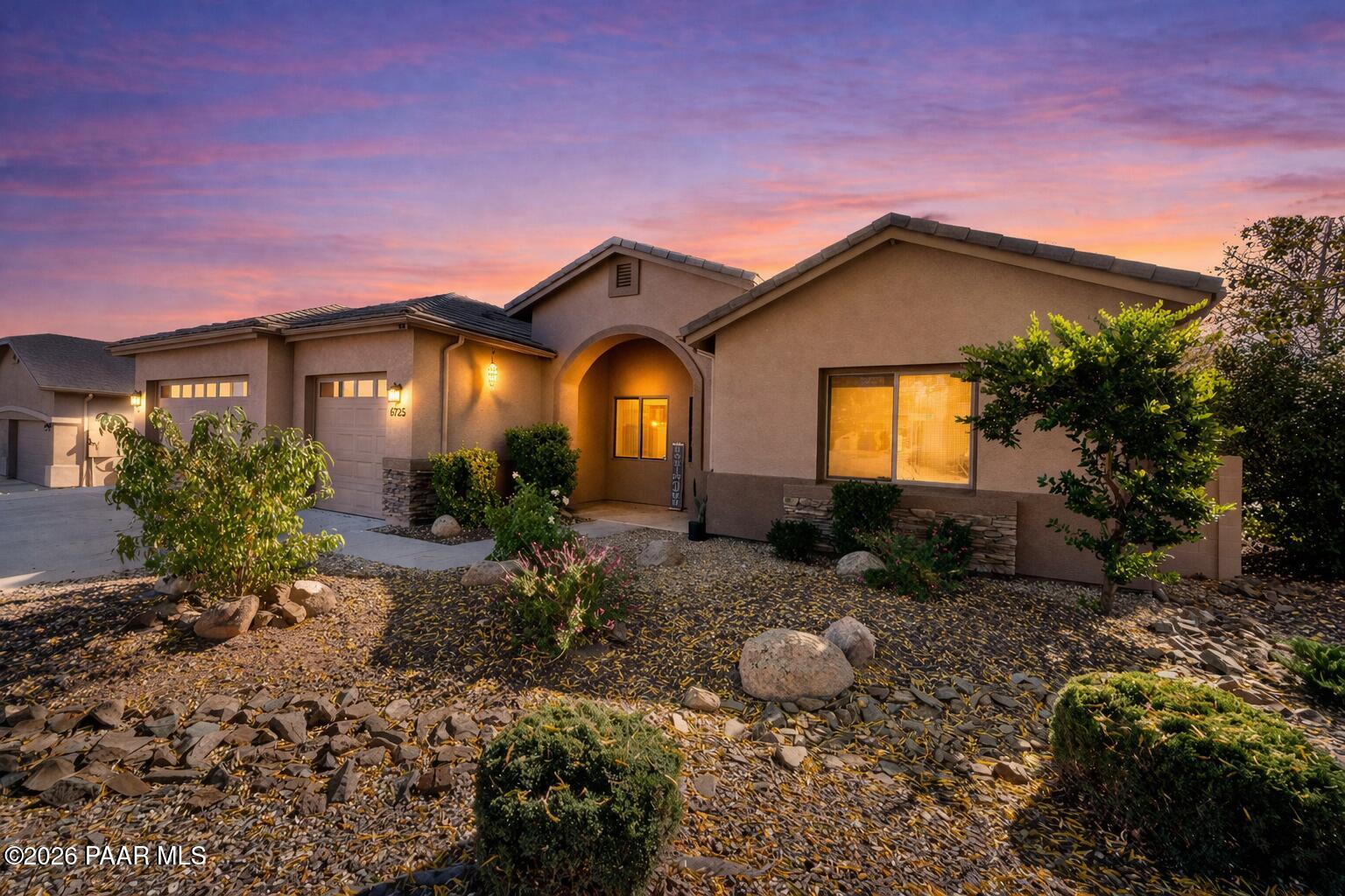 6725 E Mayflower Lane