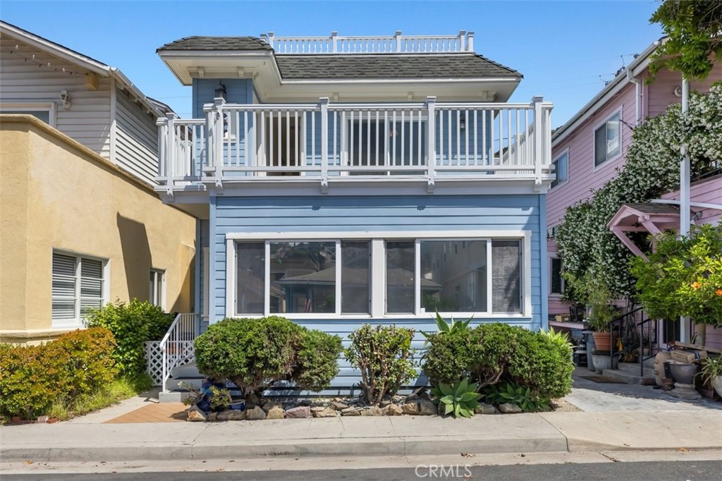 328 Claressa Avenue