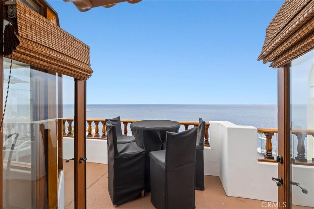 41 Camino De Flores 66