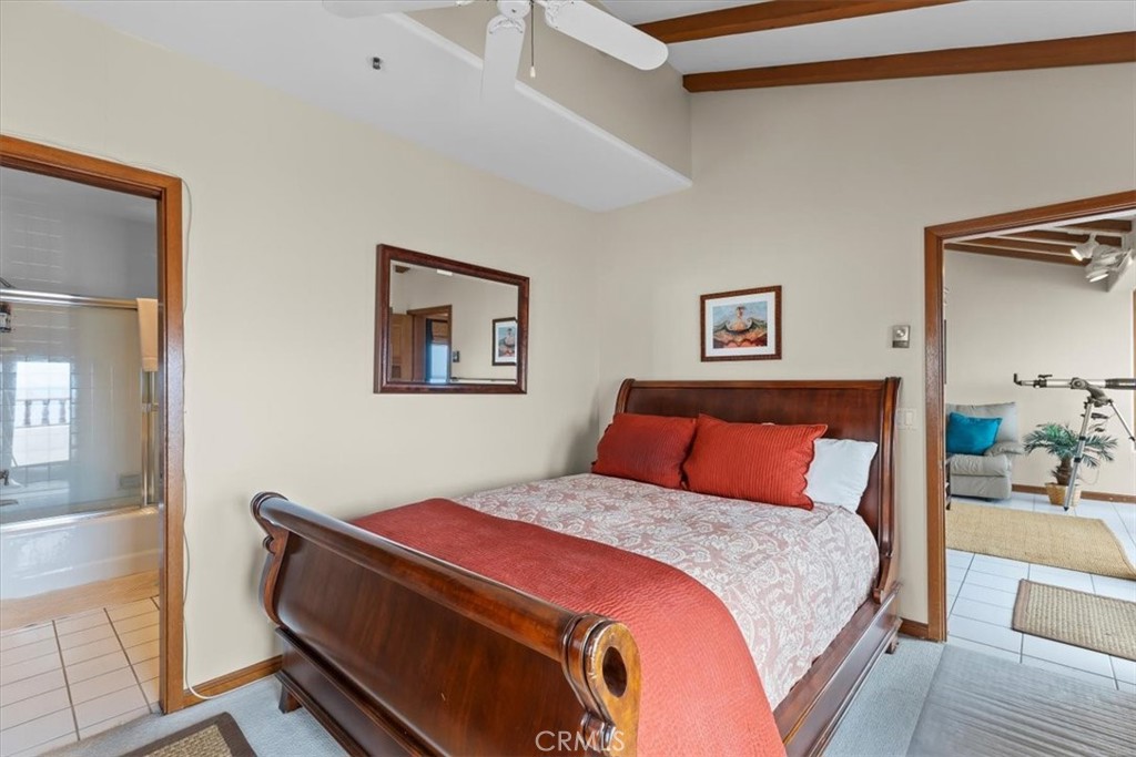 41 Camino De Flores 66